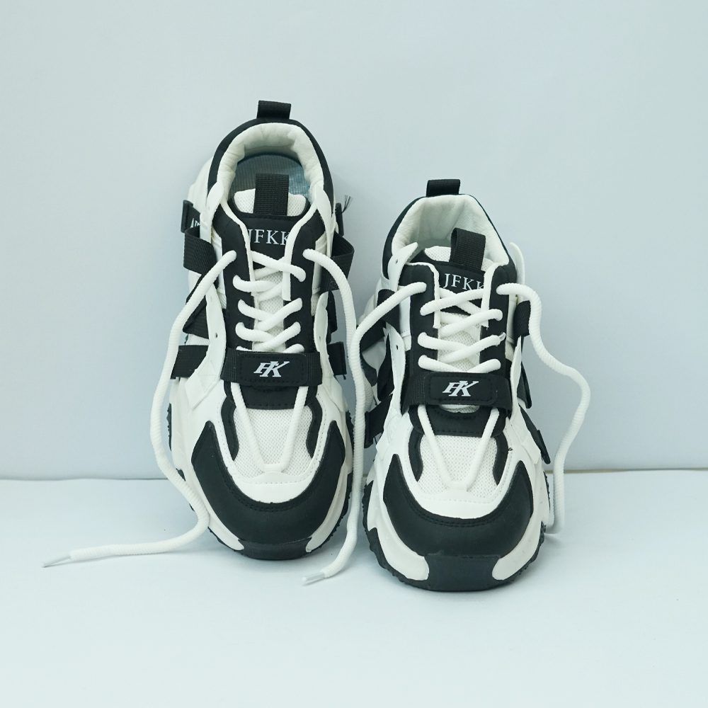 Trail Beast Urban Sneaker - Black - Image 3