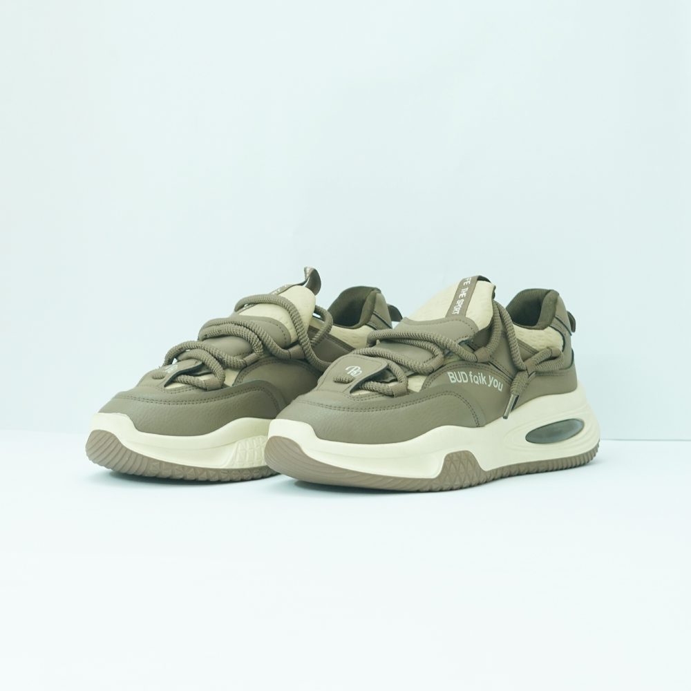 Terra Boost urban sneaker