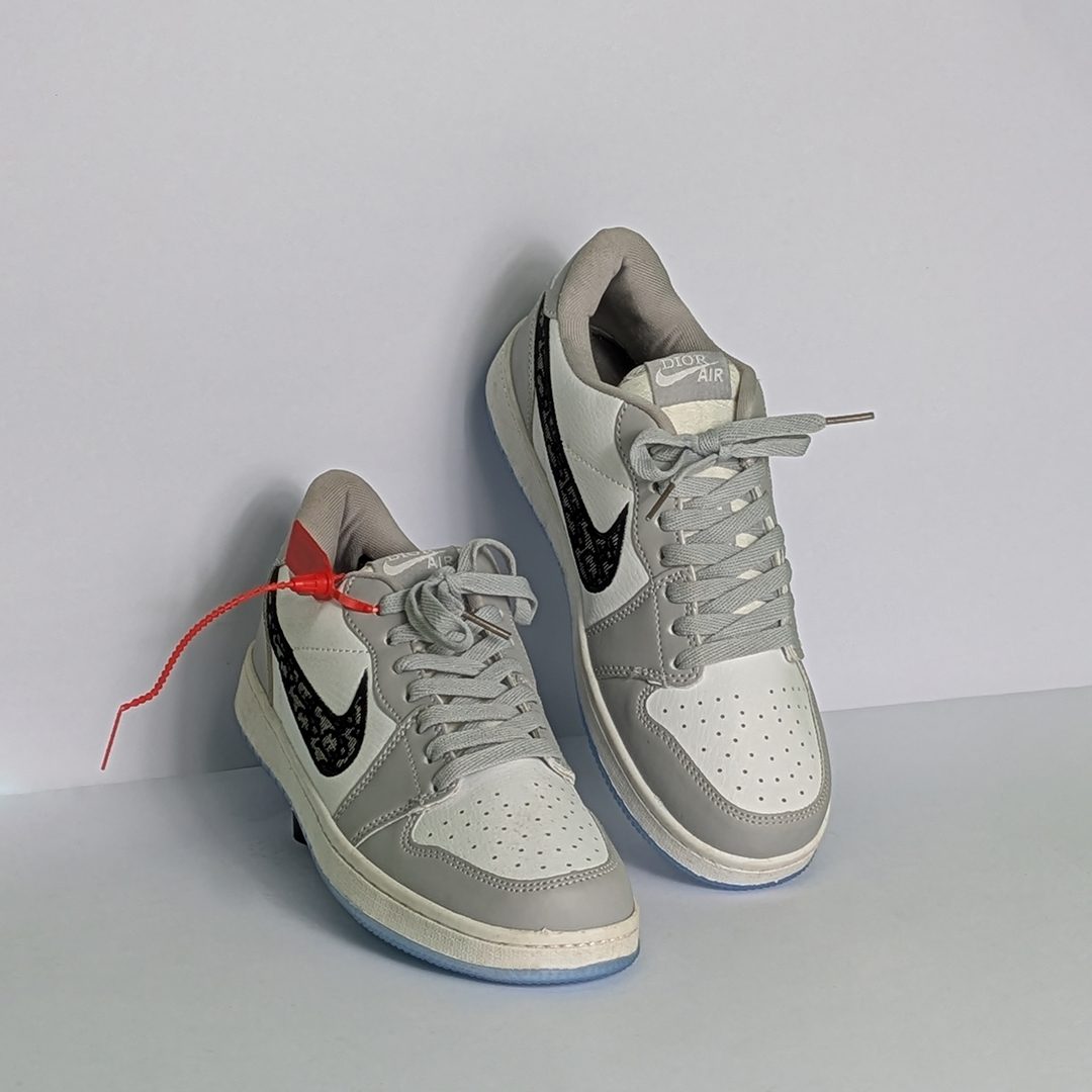 Nike Air Force 1 Low Dior - Image 2