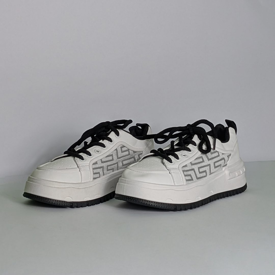 Mono Classic Urban Sneaker