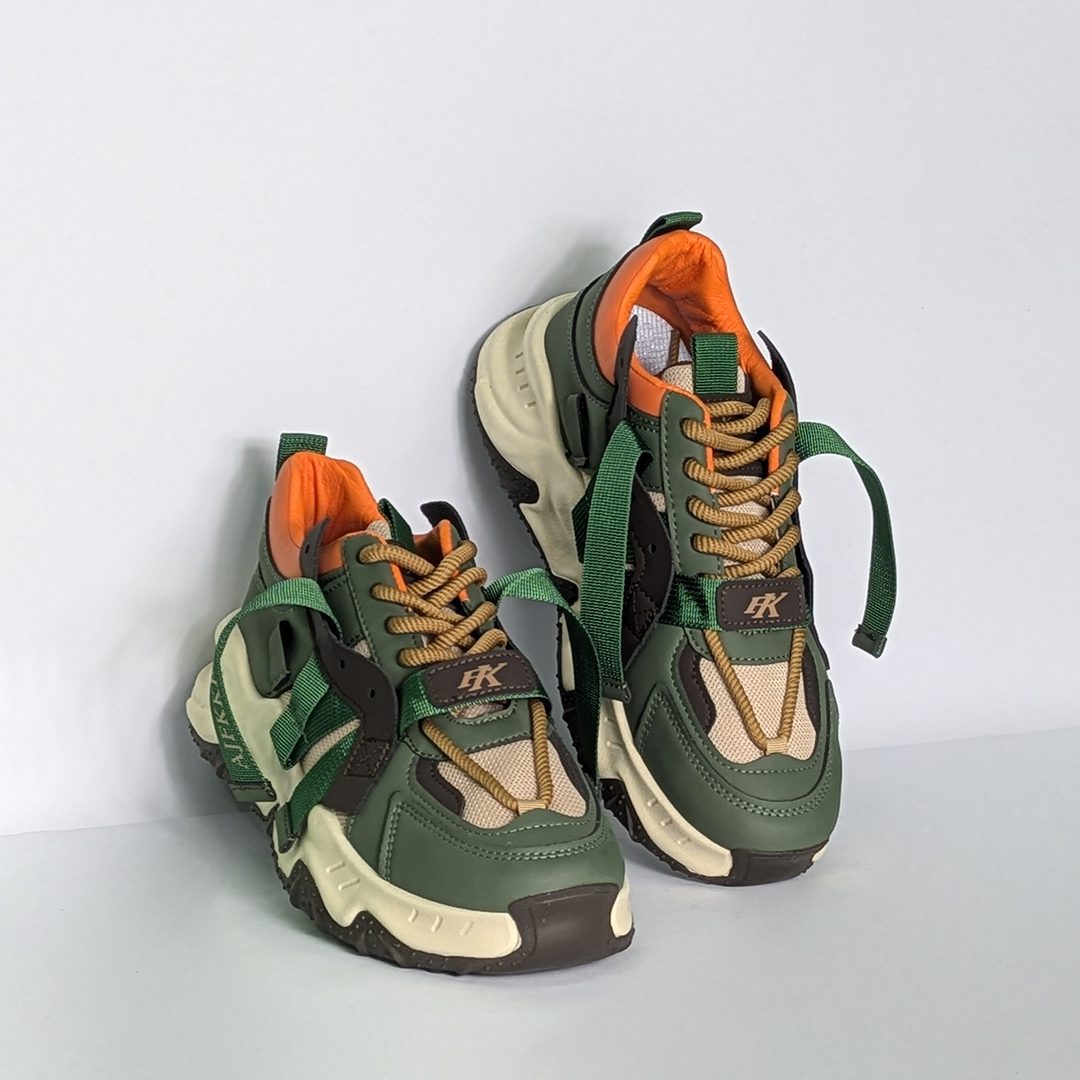 Trail Beast Urban Sneaker - Green - Image 2