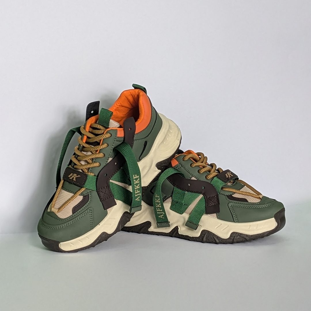 Trail Beast Urban Sneaker - Green - Image 4